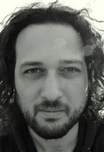 29829021_10215671613321891_628800800_o r.jpg